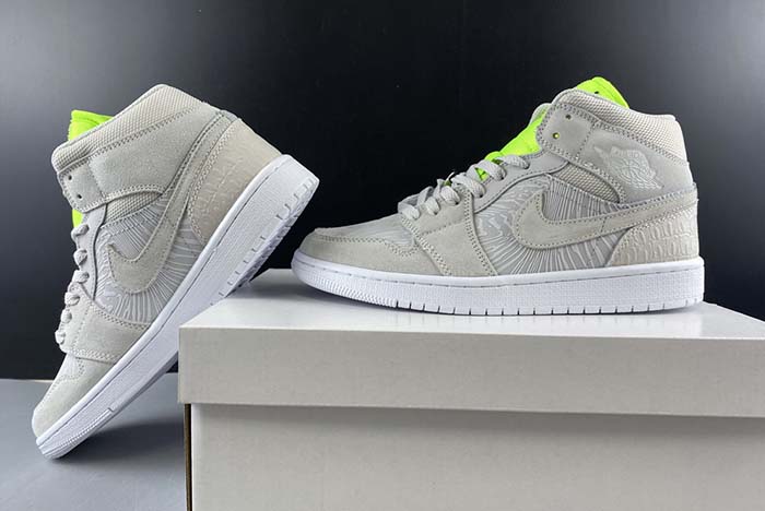 Air Jordan 1 Mid CV3018-001
