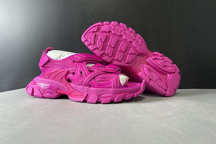 Ba*len*cia*ga track sandal