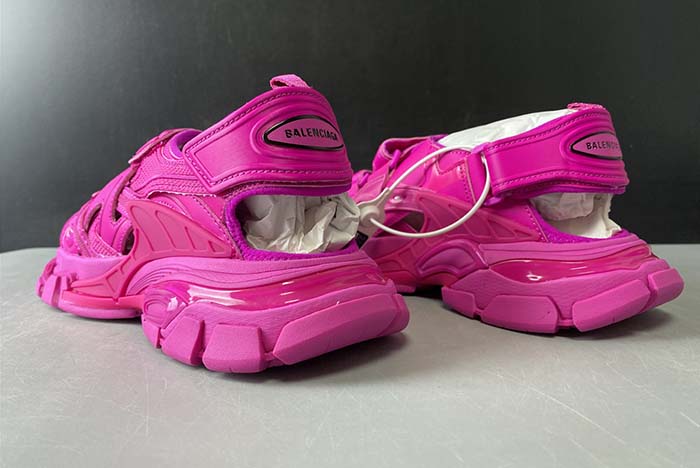 Ba*len*cia*ga track sandal
