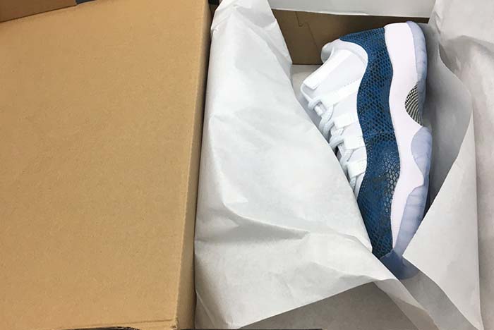 Air Jordan 11 Low “Navy Blue Snakeskin CD6846-102