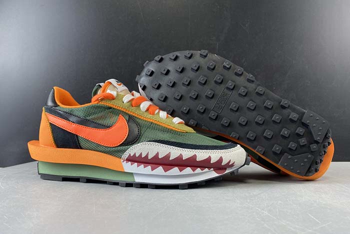 Sacai x Nike LVD Waffle Daybreak BV0073-007