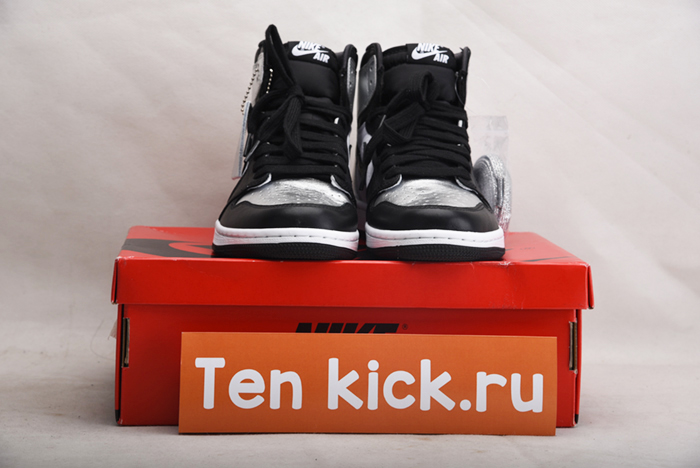 Air Jordan 1 High OG WMNS “Silver Toe” CD0461-001