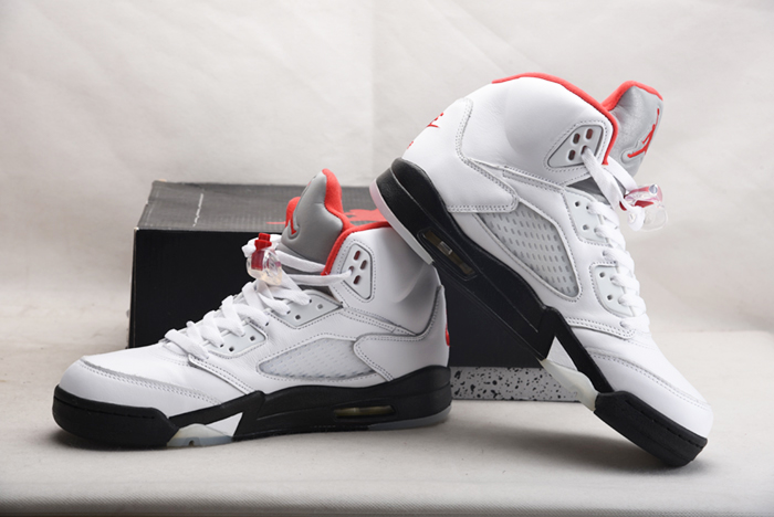 Air Jordan 5 “Fire Red”2020 DA1911-102