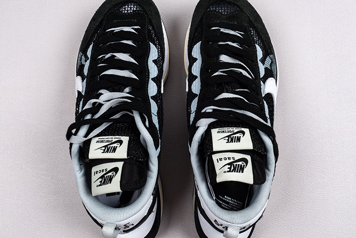 Sacai x Nike Pegasua Vaporfly Black White CV1363-100