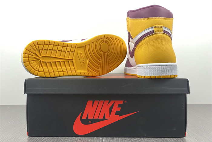 Air Jordan 1 High OG “Brotherhood” 555088-706