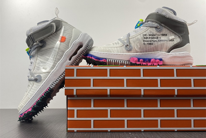 Off-White x Nike AF1 DO6290-100