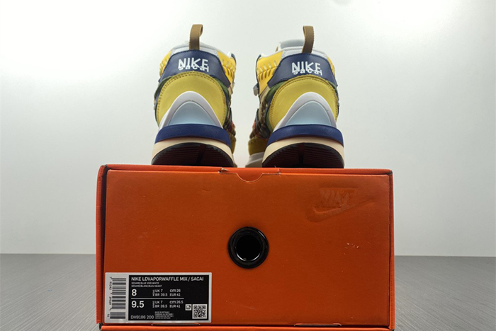 Sacai x Jean PauGaultier x Nike VaporWaffle DH9186-200