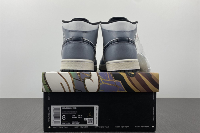 Air Jordan 1 Mid 554724-170