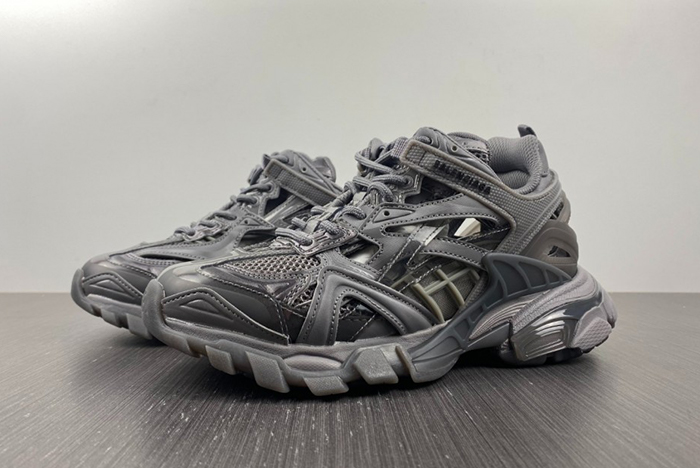 Ba*len*cia*ga track trainer 4.0 8101551033