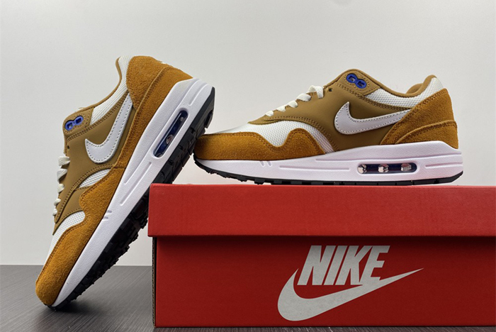 Nike WMNS Air Max Anniversary 908366-700