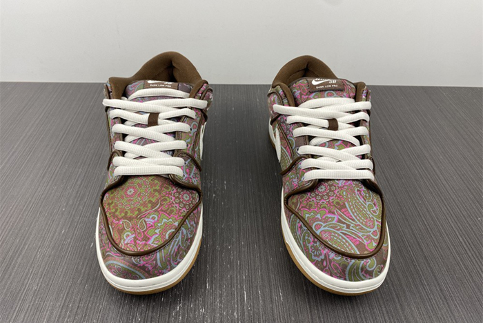 NIke SB Dunk Low “Paisley” DH7534-200