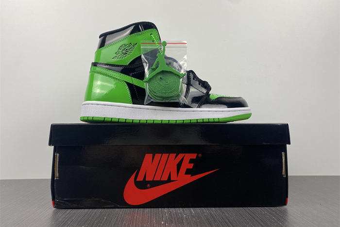 Air Jordan 1 Retro OG 555088-030 X4