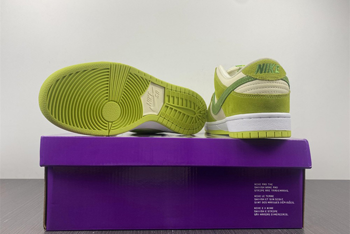 Nike SB Dunk Low Pro "Sour Apple" DM0807-300