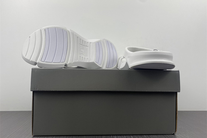 Ba*len*cia*ga 677403 w3rb3 4912 white slide