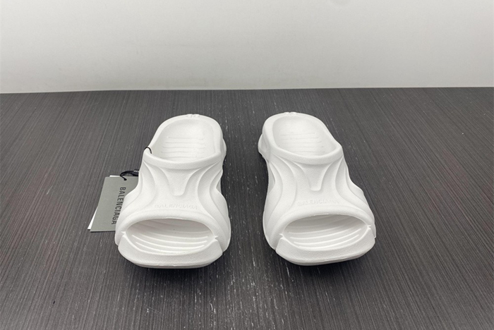Ba*len*cia*ga 677403 w3rb3 4912 white slide