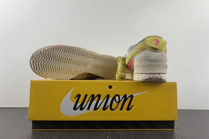 Union x Nike Cortez DR1413-100