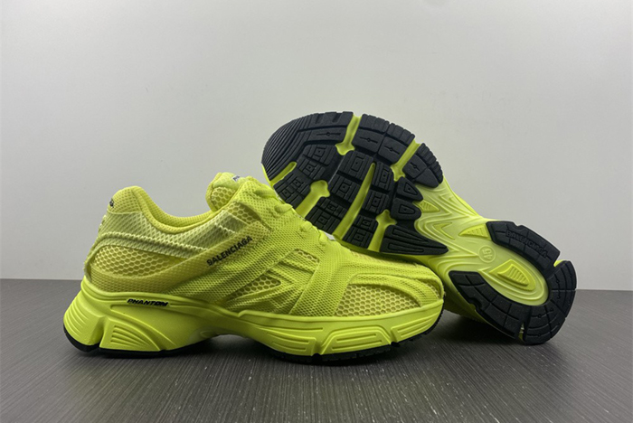 Ba*len*cia*ga phantom sneaker 678869 w2e93 3310