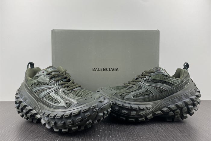 Ba*len*cia*ga defender 685611 w2ra6 3000