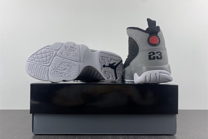 Air Jordan 9 Retro"Particle Grey" CT8019-060