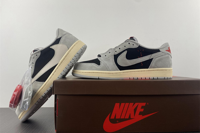 Travis Scott x Air Jordan 1 Low OG DM7866-010