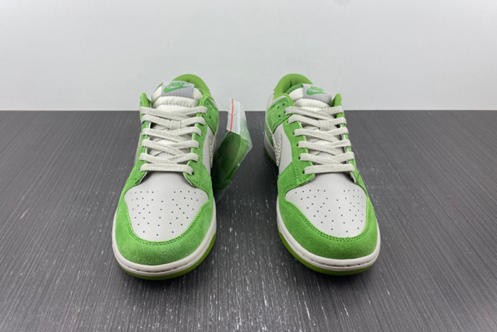 Dunk Low "Safari Swoosh" DR0156-300
