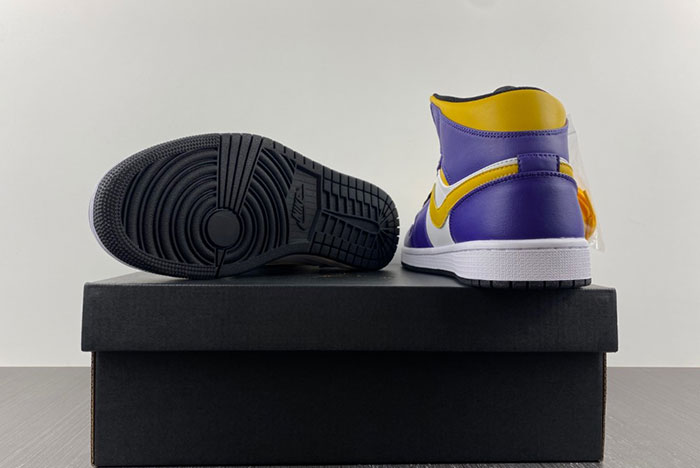 Air Jordan 1 Mid DQ8426-517