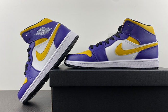 Air Jordan 1 Mid DQ8426-517