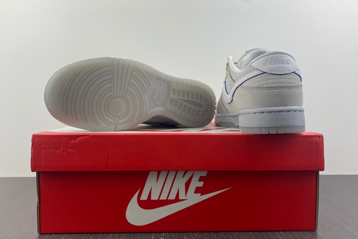 NIKE DUNK LOW