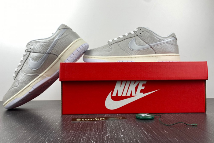 Nike Dunk Low Metallic Silver DX3197-095