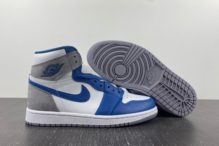 Air Jordan 1 High OG “True Blue” DZ5485-410