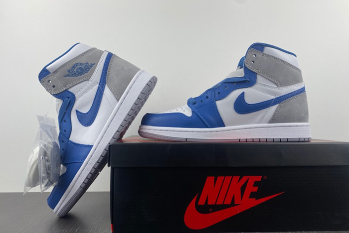Air Jordan 1 High OG “True Blue” DZ5485-410