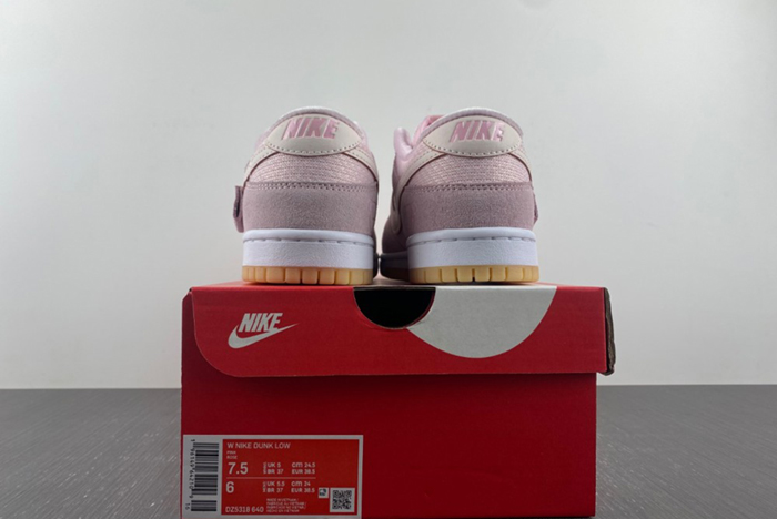 Nike Dunk Low "Teddy Bear" DZ5318-640