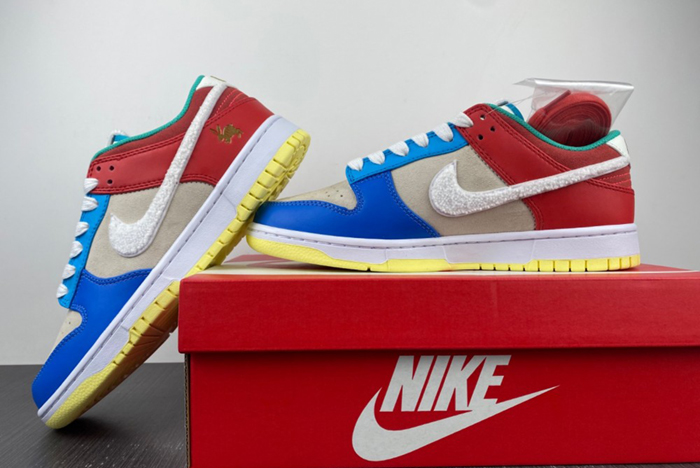 NIKE Dunk Low "Year of the Rabbit" FD4203-111