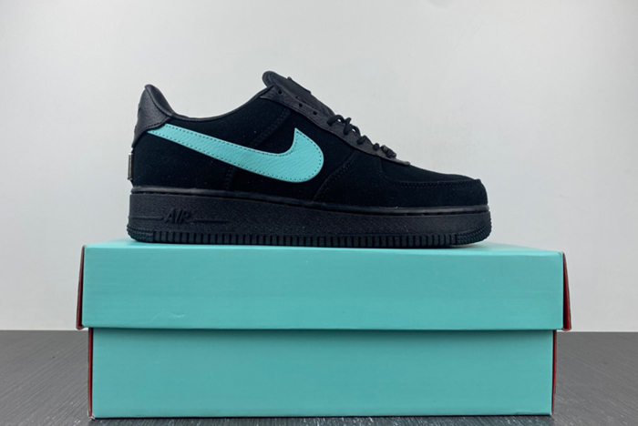T*f*ny & co. x nike air force 1 low dz1382-001