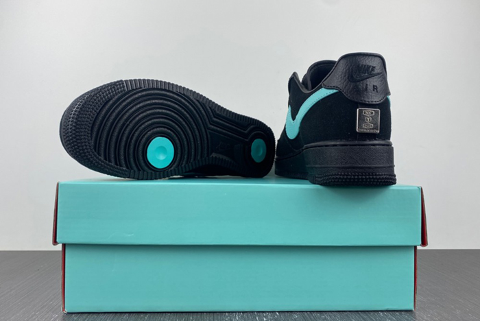 T*f*ny & co. x nike air force 1 low dz1382-001