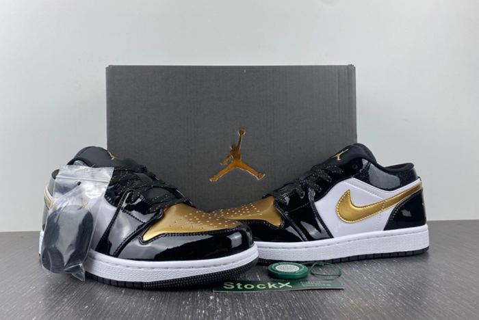 Air Jordan 1 Low "Gold Toe" DR6970-071