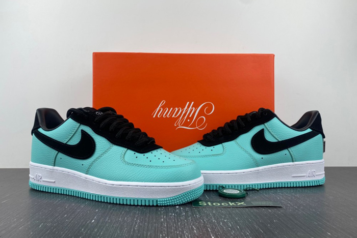 T*f*ny & co. x nike air force 1 low dz1382-002