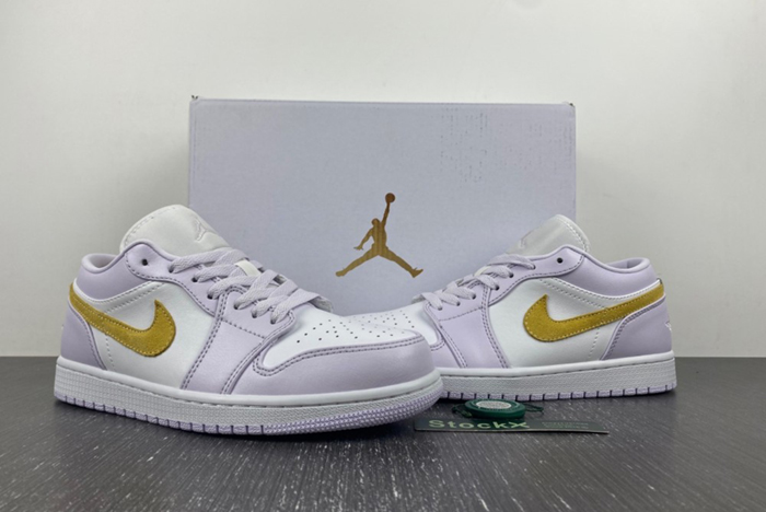 Air Jordan 1 WMNS “Barely Grape” DC0774-501