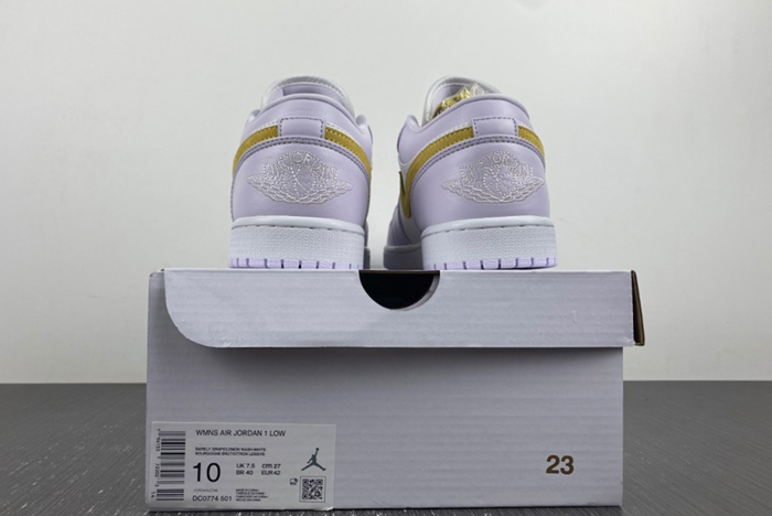Air Jordan 1 WMNS “Barely Grape” DC0774-501