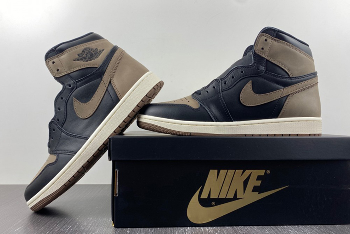 Air Jordan 1 High OG “Palomino” Travis Scott DZ5485-020
