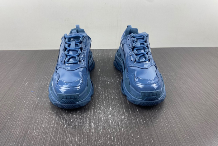 Ba*len*cia*ga triple s 734954 w2paa 4000