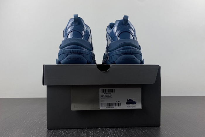 Ba*len*cia*ga triple s 734954 w2paa 4000