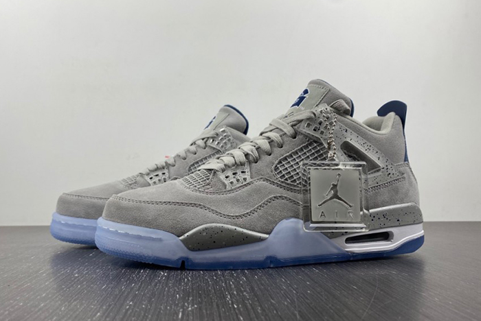 Air Jordan 4 Retro