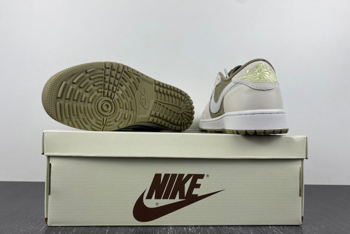 Travis Scott x Air Jordan 1 Low Golf FZ3124-200