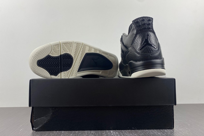 Jordan 4 Retro Pony Hair Black 819139-010
