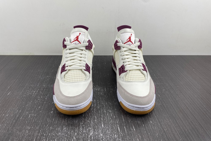 Nike SB x Jordan 4 “Sapphire” DR5415-102