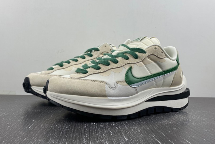 Sacai x VaporWaffle “Tour Yellow ” 3.0 DD1875-102