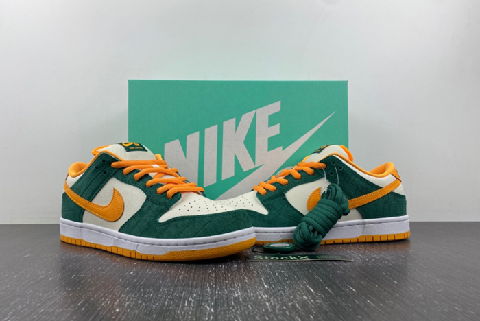 Nike SB Dunk Low Legion Pine Kumquat 304292-383