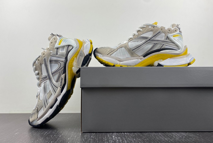 Ba*len*cia*ga runner sneaker 772767-w3rny-91790