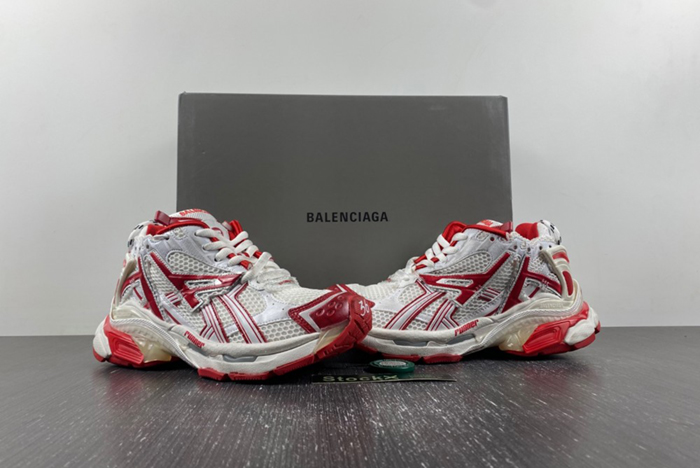 Ba*len*cia*ga runner sneaker 677402-w3rb2-9060